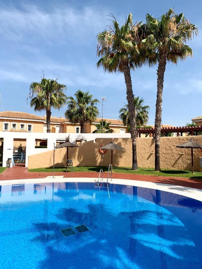 דירות ורה Marinas Sol - Tu Hogar Con Jardin Privado! מראה חיצוני תמונה